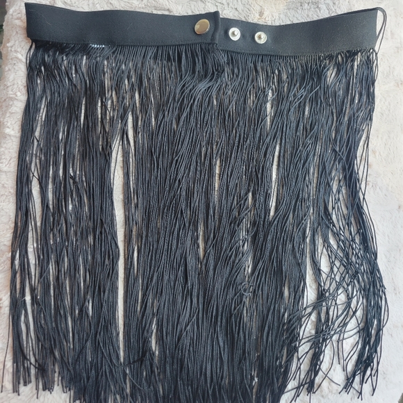 NWOT iHeartRaves Black Fringe Skirt - Picture 3 of 3